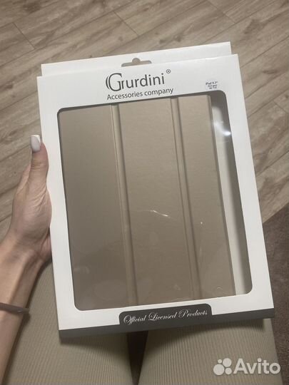 Новый чехол на iPad 9.7