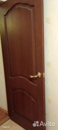 Дверь деревянная