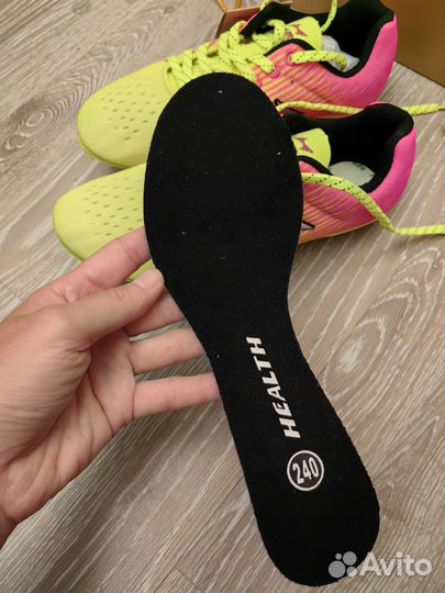 Шиповки для бега новые