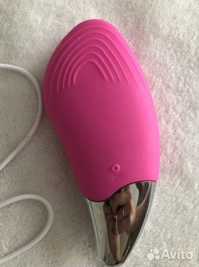 Щетка для умывания для массажа лица электрическая