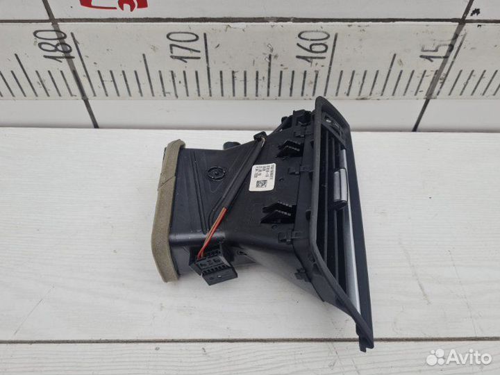 Дефлектор правый Bmw 5 F10 N55B30A 2011