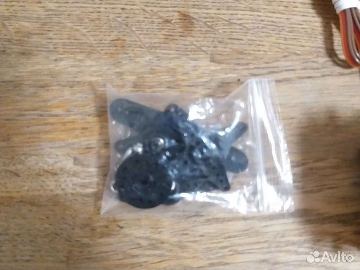 Сервопривод для радиомашинки