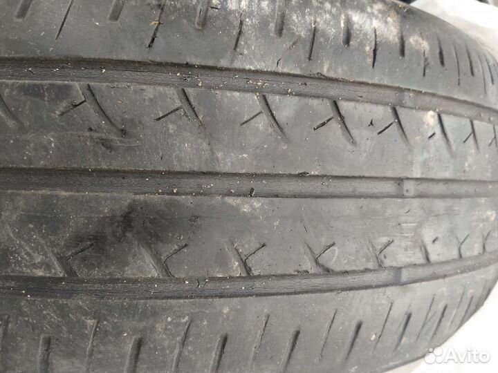 Yokohama BluEarth-ES ES32 215/60 R16 99H