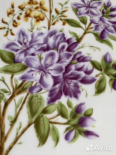 Фарфоровый поднос