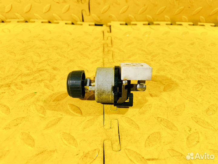 Регулятор подсветки панели Toyota Camry CV20 SV20