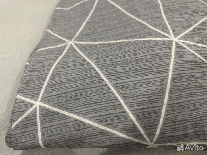 Простынь на резинке 160х200х20