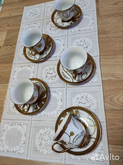 Набор чайных кружек с блюдцем