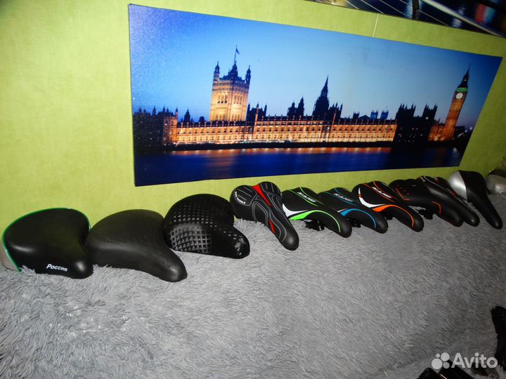 Седло вело новое широкое на пружинах и узкое