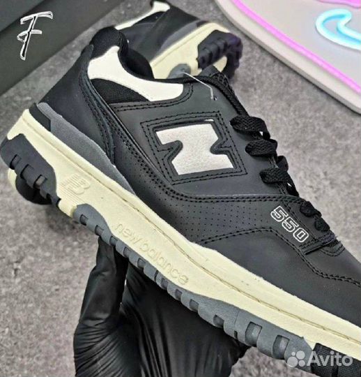 Привлекательные New Balance 550 40-44