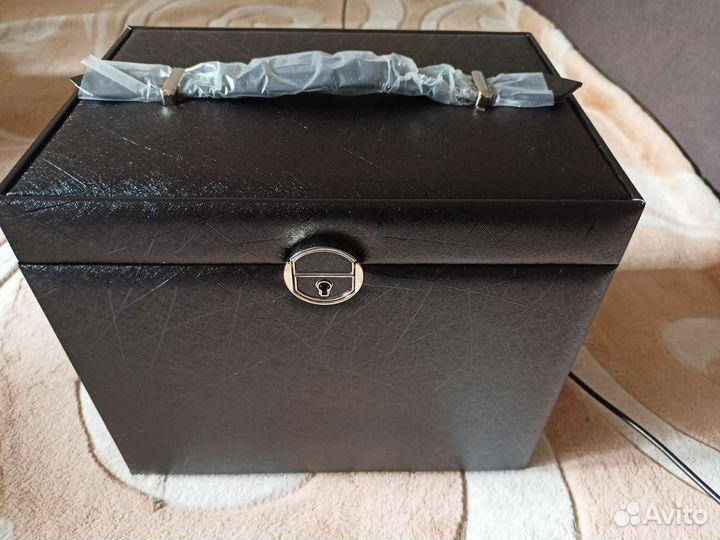 Шкатулка для украшений большая с замком