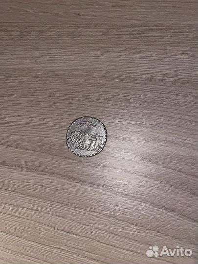 Монеты магнит