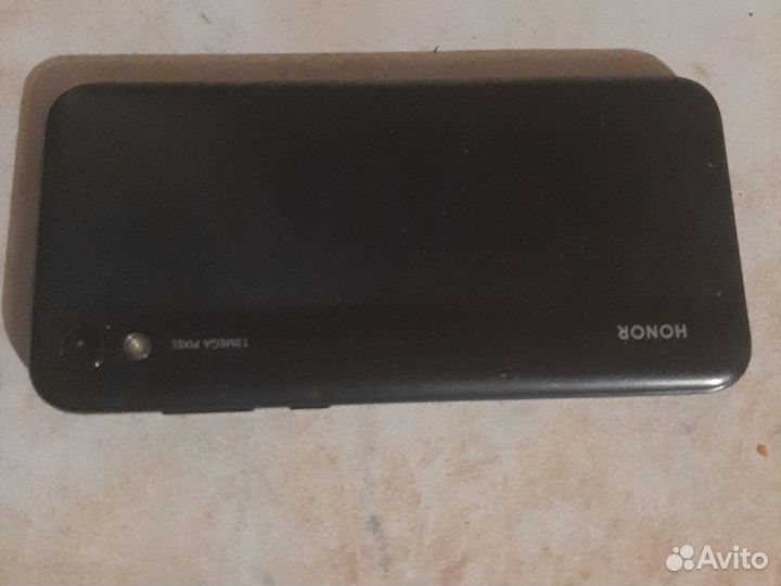 HONOR 8S, 3/64 ГБ
