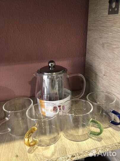 Заварочный чайник с 4 кружками (550мл и 950мл)