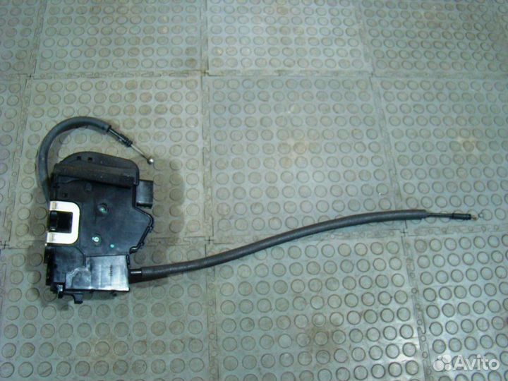 KIA Sportage 3 Замок двери передней левой