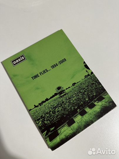 Dvd-сборник Oasis — Time Flies. 1994-2009