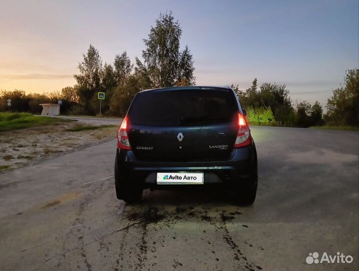 Renault Sandero 1.4 МТ, 2010, 215 000 км