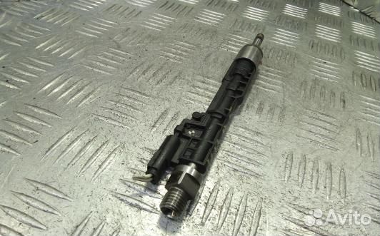 Форсунка бензиновая BMW 3 F30/F31 (4BA05B703)