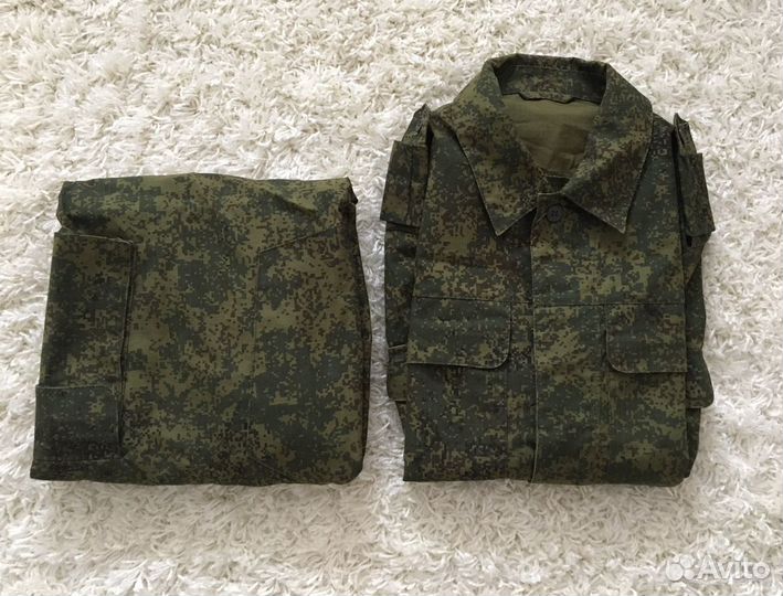 Форма военнослужащего пиксель/флора