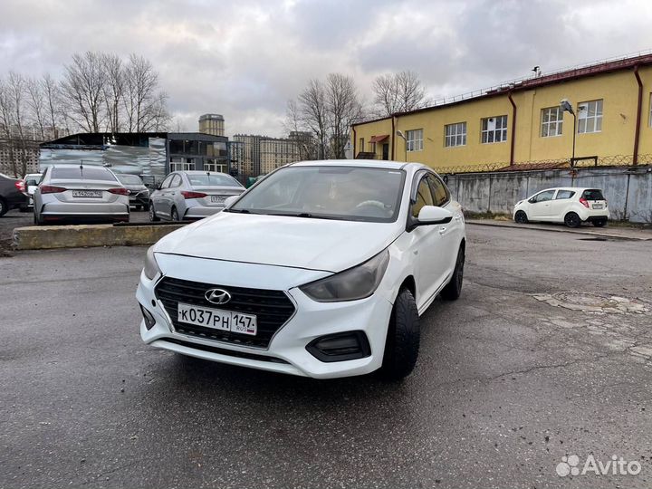 Аренда автомобиля под такси Hyundai Solaris