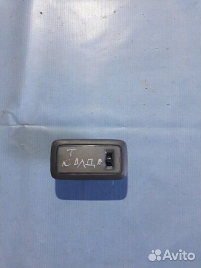 Плафон салонный Toyota Caldina