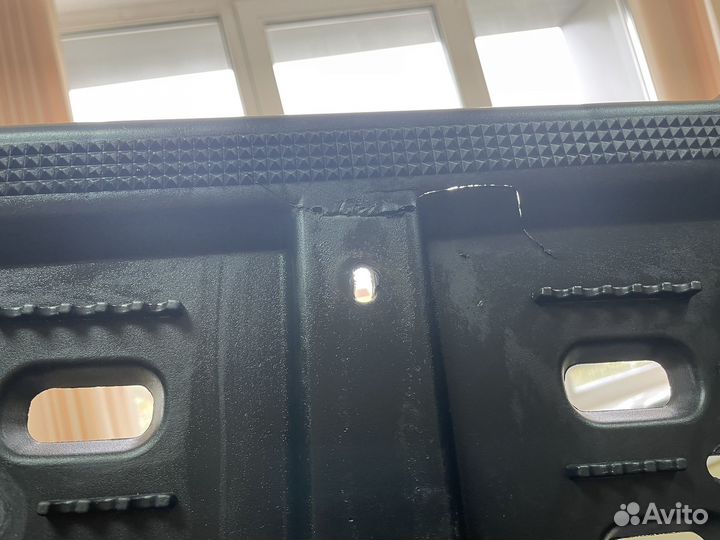 Подножка правая stels atv 300