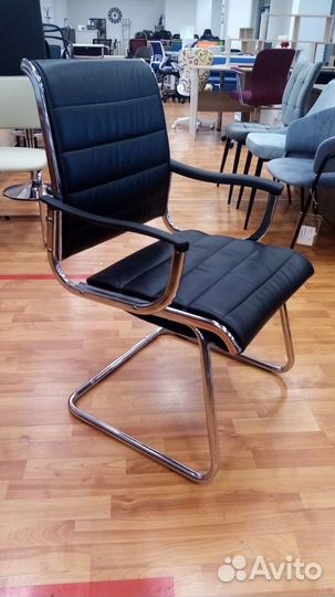 Конференц-кресло Бюрократ