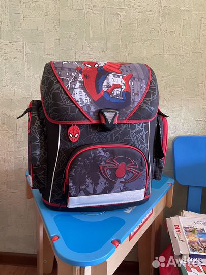 Рюкзак школьный новый Scooli