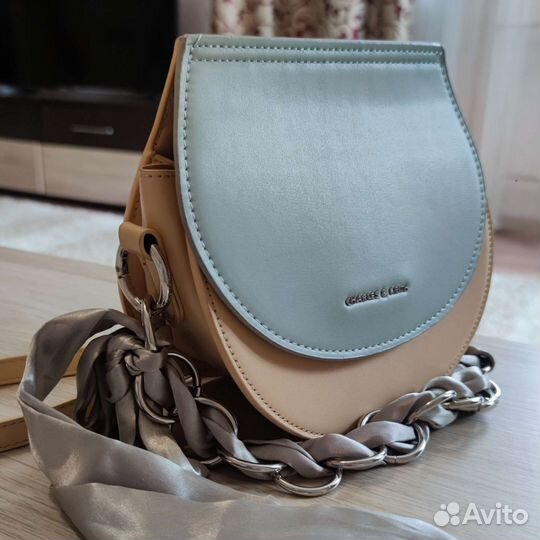 Сумка натуральная кожа новая