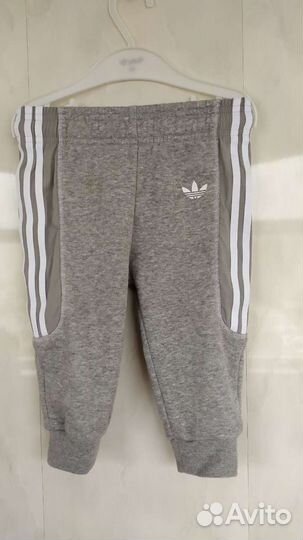 Спортивный костюм adidas