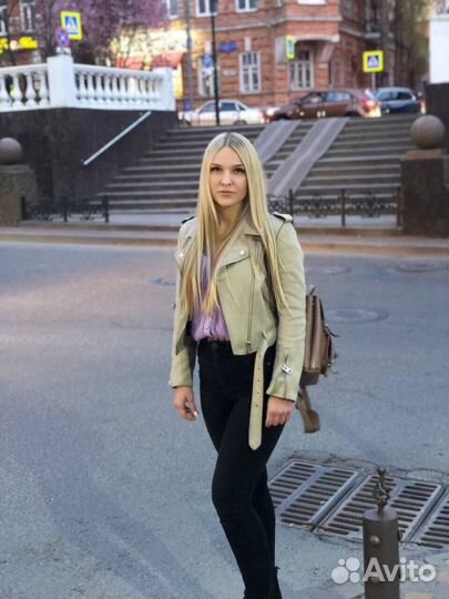 Преподаватель китайского и английского языка