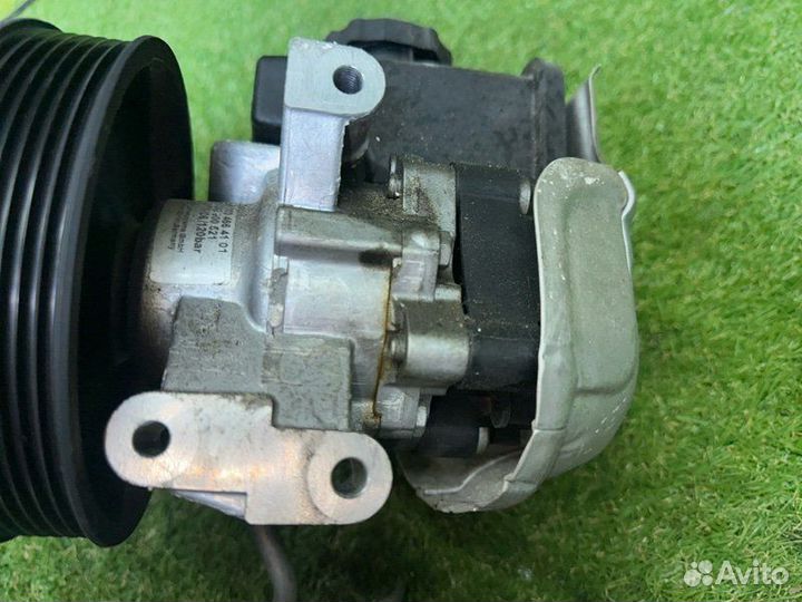 Насос гидроусилителя руля Mercedes С W203