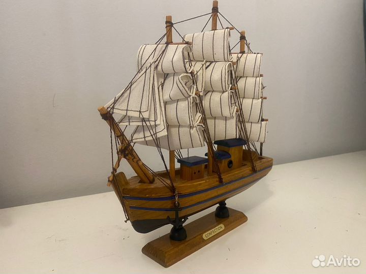 Коллекционный макет корабля Confection