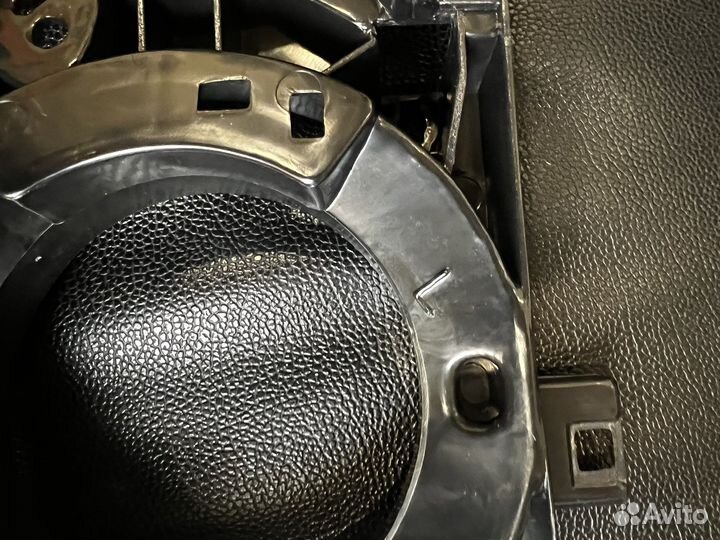 Кронштейн фар левый BMW 5-series (E34) 88-95