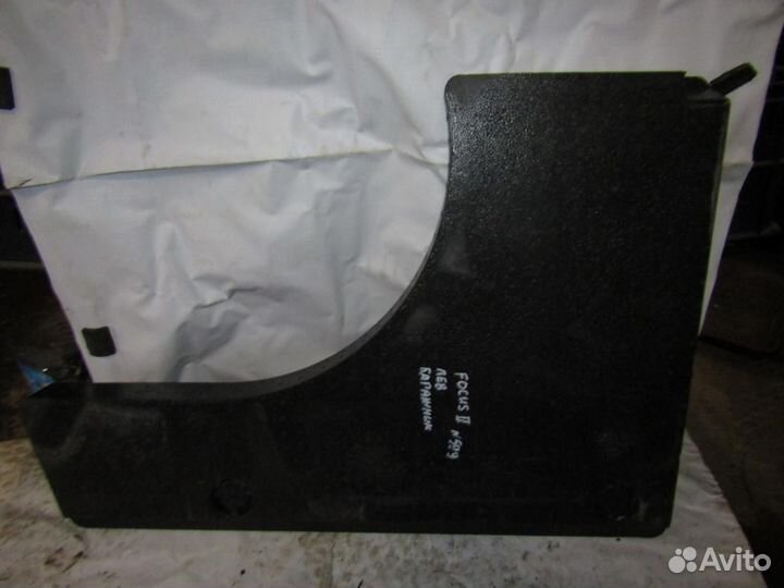 Ящик для инструментов Focus II 2005-2008