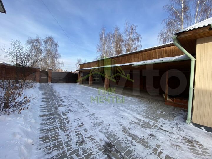 Коттедж 315,5 м² на участке 12 сот.