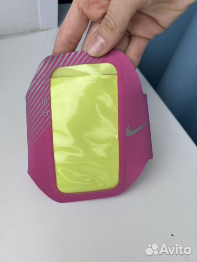 Nike arm band