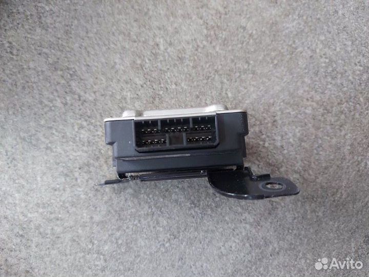 Блок управления раздаточной коробки Hyundai Santa