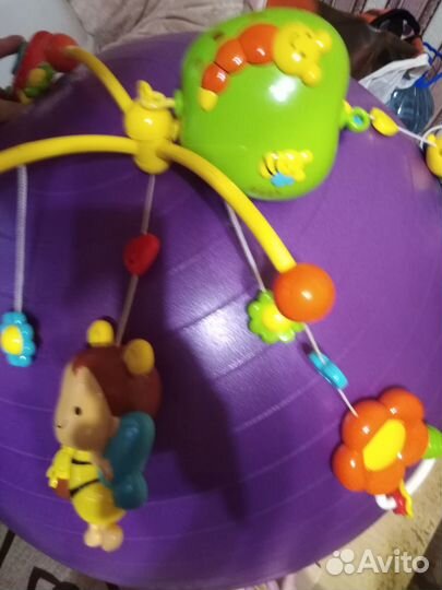 Мобиль на кроватку с колыбельными мелодиями