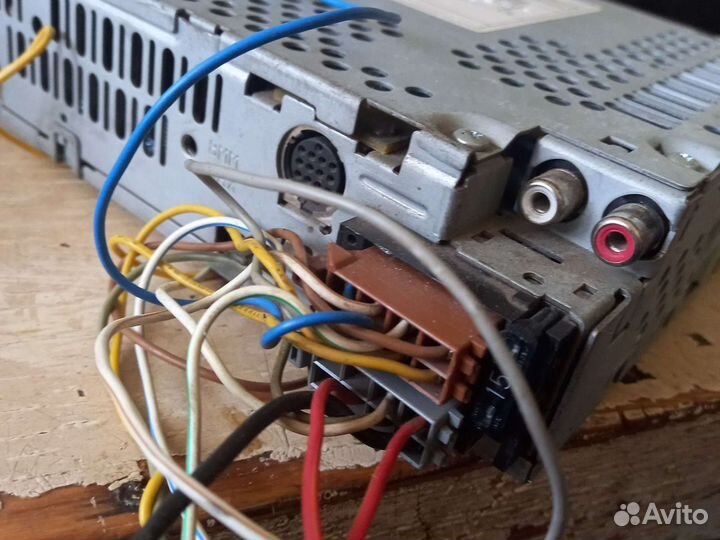 Кассетная магнитола clarion