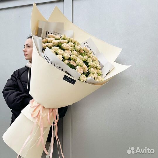 Букет гигант из кустовых роз