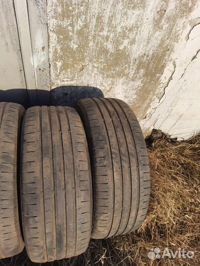 Continental ContiPremierContact 205/55 R16