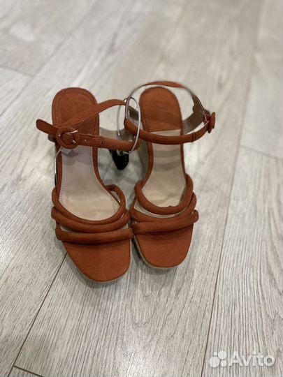 Oysho босоножки 38