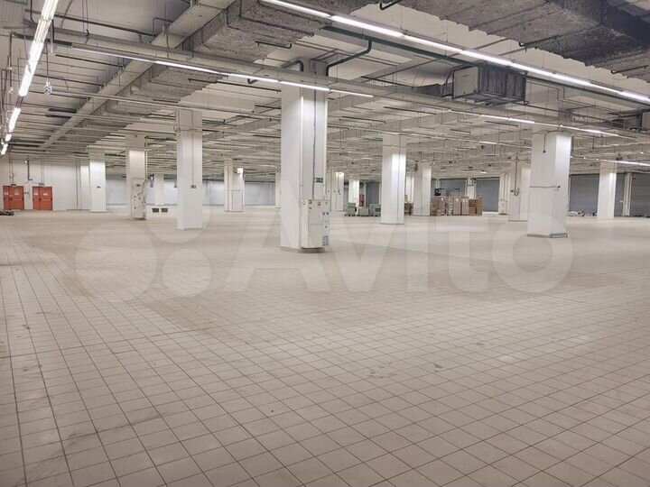 Сдам торговое помещение, 5500 м²
