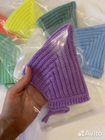 Шапочки для новорожденных в ассортименте