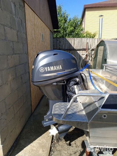 Моторная лодка