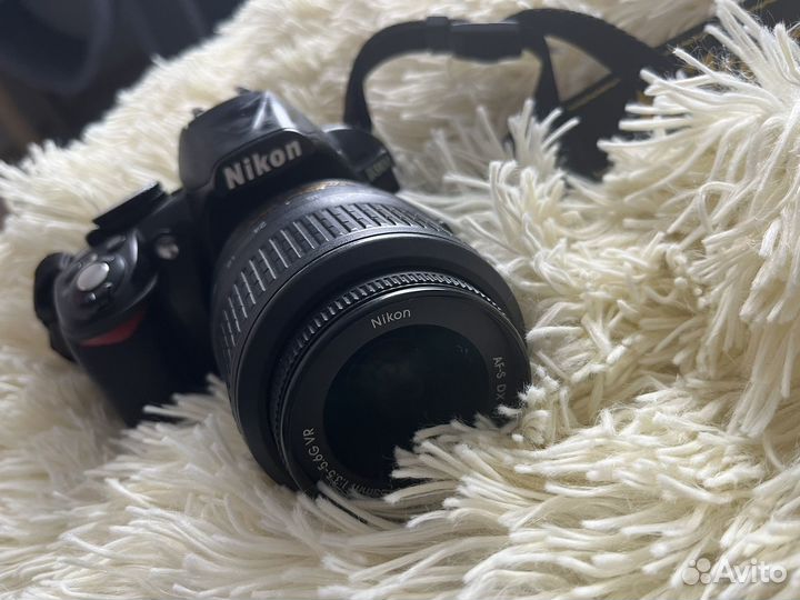 Зеркальный фотоаппарат Nikon D3100