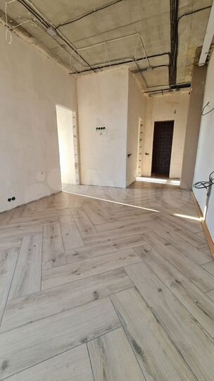 2-к. квартира, 53 м², 3/6 эт.
