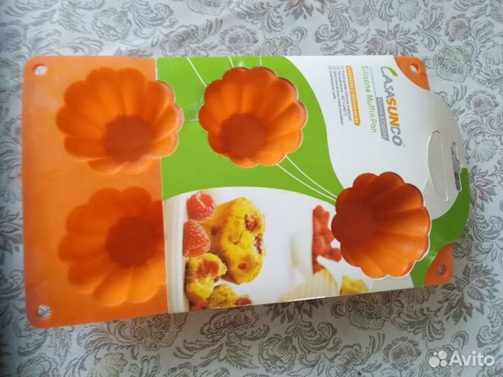 Силиконовая форма для кексов и прихватка