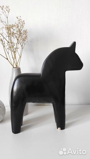 Лошадь IKEA Икеа Финансиэлл статуэтка