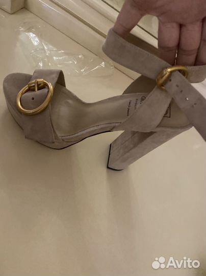 Обувь женская 37 размер